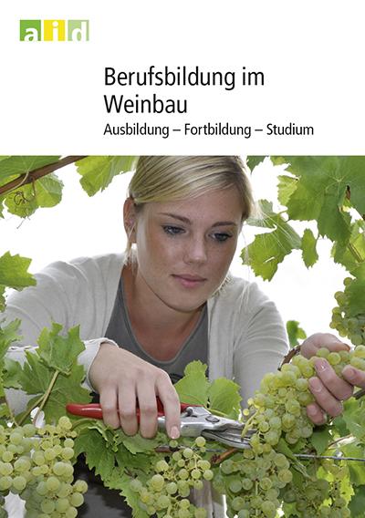 Cover-Bild Berufsbildung im Weinbau: Ausbildung - Fortbildung - Studium